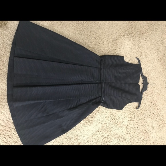 WHBM Black Dress in size 8 - Picture 5 of 7